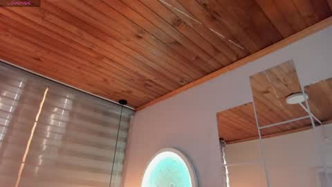 Allison  online show from March 2026 08:08:02 PM