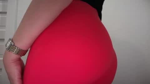 The Queen of Squirt online show from March 2026 12:17:02 AM