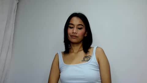 Gia Lee online show from September 2025 03:01:01 AM