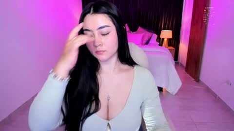 Gia lowry online show from January 2025 02:46:01 PM