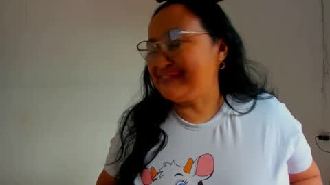 nahomi online show from March 2025 02:08:02 PM