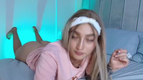 Gia online show from January 2025 05:22:02 PM