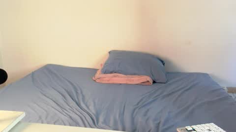 Gianella  online show from September 2025 10:53:01 PM