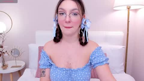 Gia online show from March 2025 11:19:01 AM