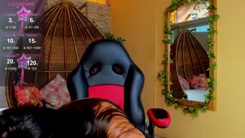 Gia  online show from December 2024 12:09:02 PM