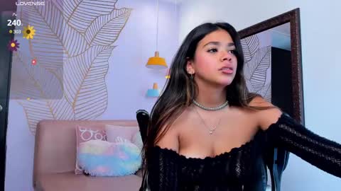 Gia  online show from February 2025 06:24:01 PM