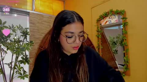 Gia  online show from February 2025 12:04:02 PM