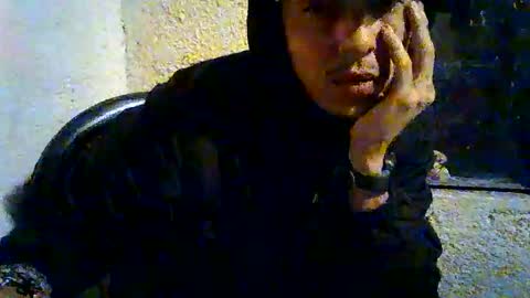 giancrivelli04 online show from May 2026 09:06:01 AM
