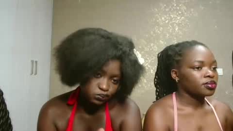 Gianna online show from November 2025 03:38:02 PM