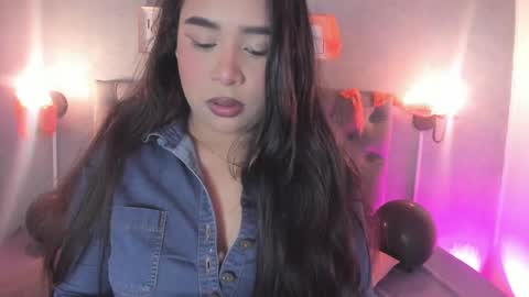 giannaslimjb online show from October 2025 03:25:02 AM