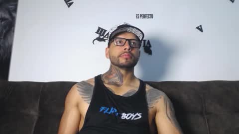 Dilan online show from October 2025 08:04:01 PM