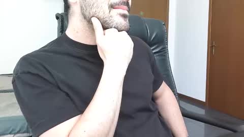 Snapshot of gianniamalfi chatting on April 2026 02:18:02 PM gianniamalfi online show from April 2026 02:18:02 PM