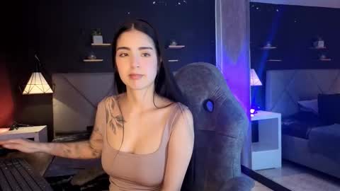 Gia online show from November 2025 02:34:02 AM