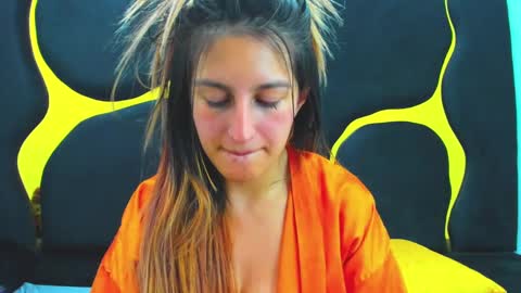 Snapshot of giaroussel chatting on March 2025 07:28:01 PM GiaRoussel online show from March 2025 07:28:01 PM