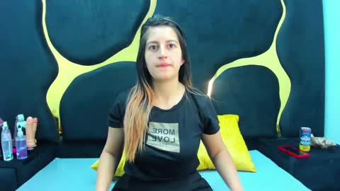 Snapshot of giaroussel chatting on March 2025 01:50:02 PM GiaRoussel online show from March 2025 01:50:02 PM