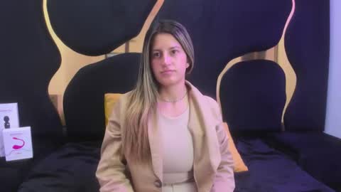 Snapshot of giaroussel chatting on September 2025 03:56:02 PM GiaRoussel online show from September 2025 03:56:02 PM