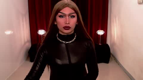 Gia X online show from December 2024 07:44:01 AM