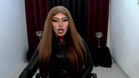 Gia X online show from February 2025 06:00:01 AM