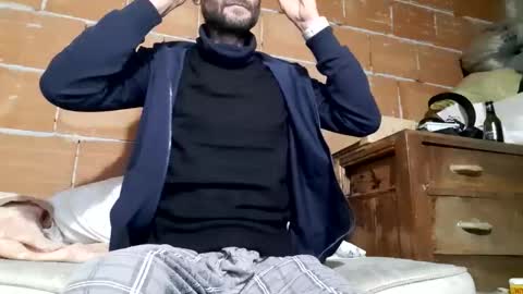 Corrado online show from November 2025 03:25:02 PM