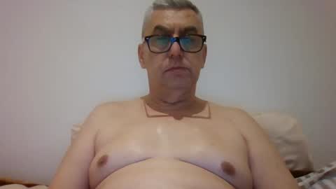 gigi1970 online show from December 2024 08:17:02 PM