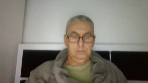 gigi1970 online show from October 2025 12:39:02 PM