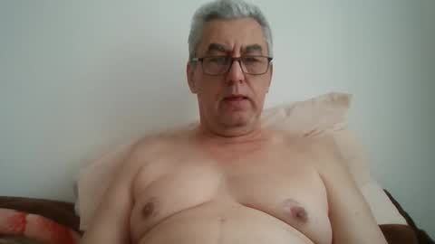 Snapshot of gigi1970 chatting on April 2026 08:06:02 AM gigi1970 online show from April 2026 08:06:02 AM