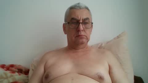 Snapshot of gigi1970 chatting on May 2026 10:42:02 AM gigi1970 online show from May 2026 10:42:02 AM