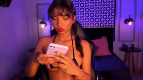 GIGI online show from March 2025 04:54:02 AM