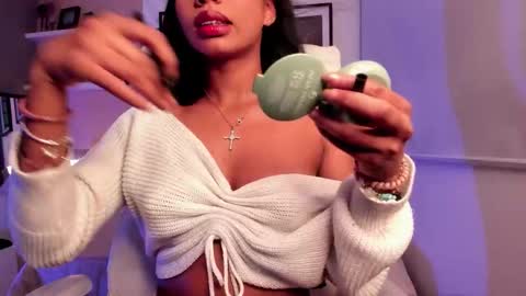 GIGI online show from November 2025 04:33:02 AM