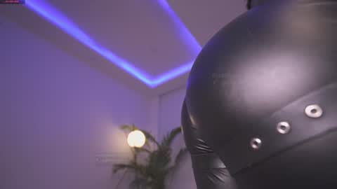 80 off in my OF gigipriv  online show from January 2025 11:13:01 AM