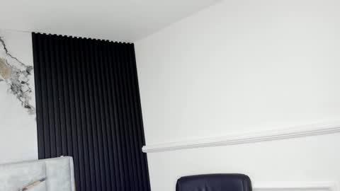 Gigi Doll online show from October 2025 11:22:02 AM