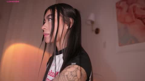 GIGI online show from October 2025 08:18:02 PM