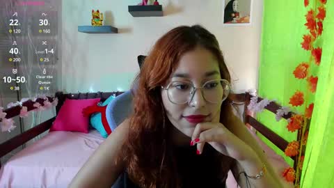 Snapshot of gigimooon chatting on February 2025 09:25:02 PM gigimooon online show from February 2025 09:25:02 PM