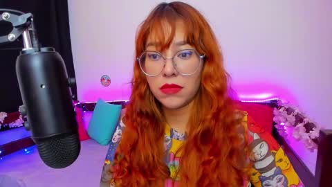 Snapshot of gigimooon chatting on September 2025 02:13:01 AM gigimooon online show from September 2025 02:13:01 AM