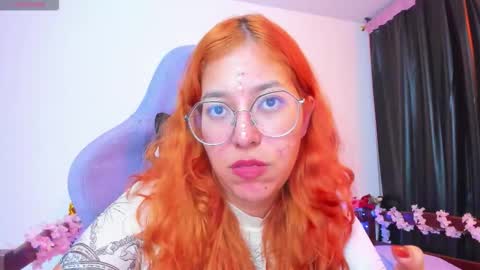 Snapshot of gigimooon chatting on February 2026 02:21:01 AM gigimooon online show from February 2026 02:21:01 AM