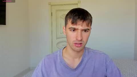 gilbertogonzales online show from September 2025 07:19:01 AM