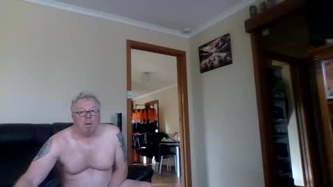 Snapshot of gimmmieoooo chatting on May 2026 12:07:01 AM gimmmieoooo online show from May 2026 12:07:01 AM