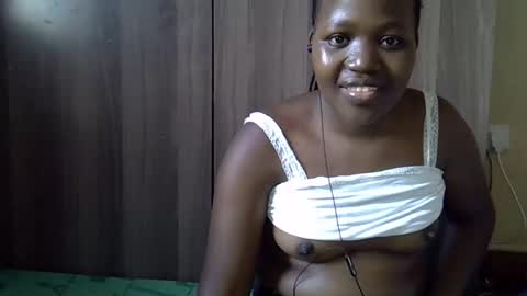 Adiliah online show from October 2025 02:18:02 PM