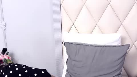 Gina online show from February 2025 06:42:02 PM