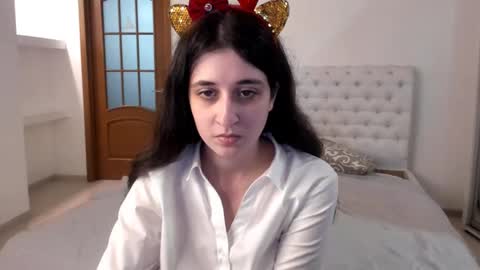 Kate online show from December 2024 10:38:02 AM