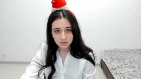 Kate online show from December 2024 12:27:01 PM