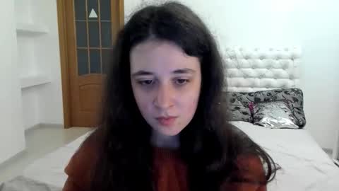 Kate online show from November 2025 08:53:02 AM