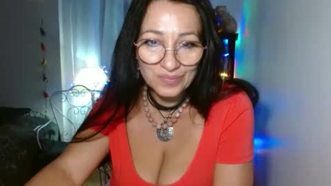 GinaONeon online show from October 2025 06:47:02 PM