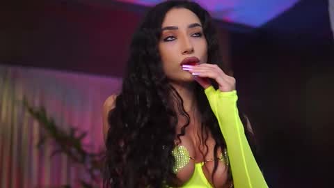 Gina online show from January 2026 07:52:02 PM