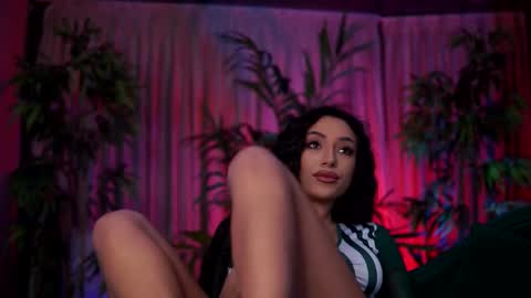 Gina online show from February 2026 08:02:01 PM