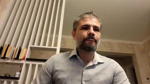 Snapshot of gindrie chatting on November 2025 04:00:02 AM Gabriel online show from November 2025 04:00:02 AM