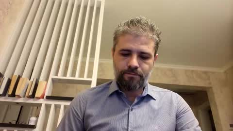 Snapshot of gindrie chatting on November 2025 07:33:02 AM Gabriel online show from November 2025 07:33:02 AM