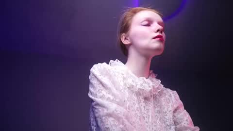        im expecting 350 thumbs up on my altar   online show from February 2025 10:14:02 PM