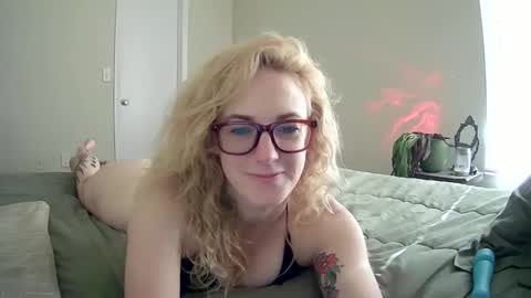 Snapshot of gingergrand chatting on September 2025 09:48:02 PM GingerGrand online show from September 2025 09:48:02 PM