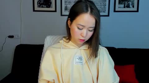 Ginny online show from February 2025 09:04:01 PM